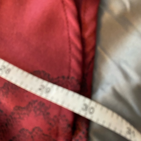 Maurice’s burgandy top size large - Picture 6 of 6